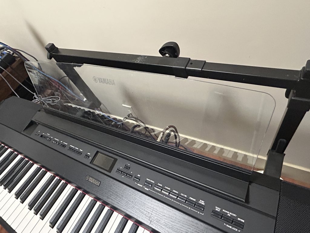 Yamaha P-525 Music Rest